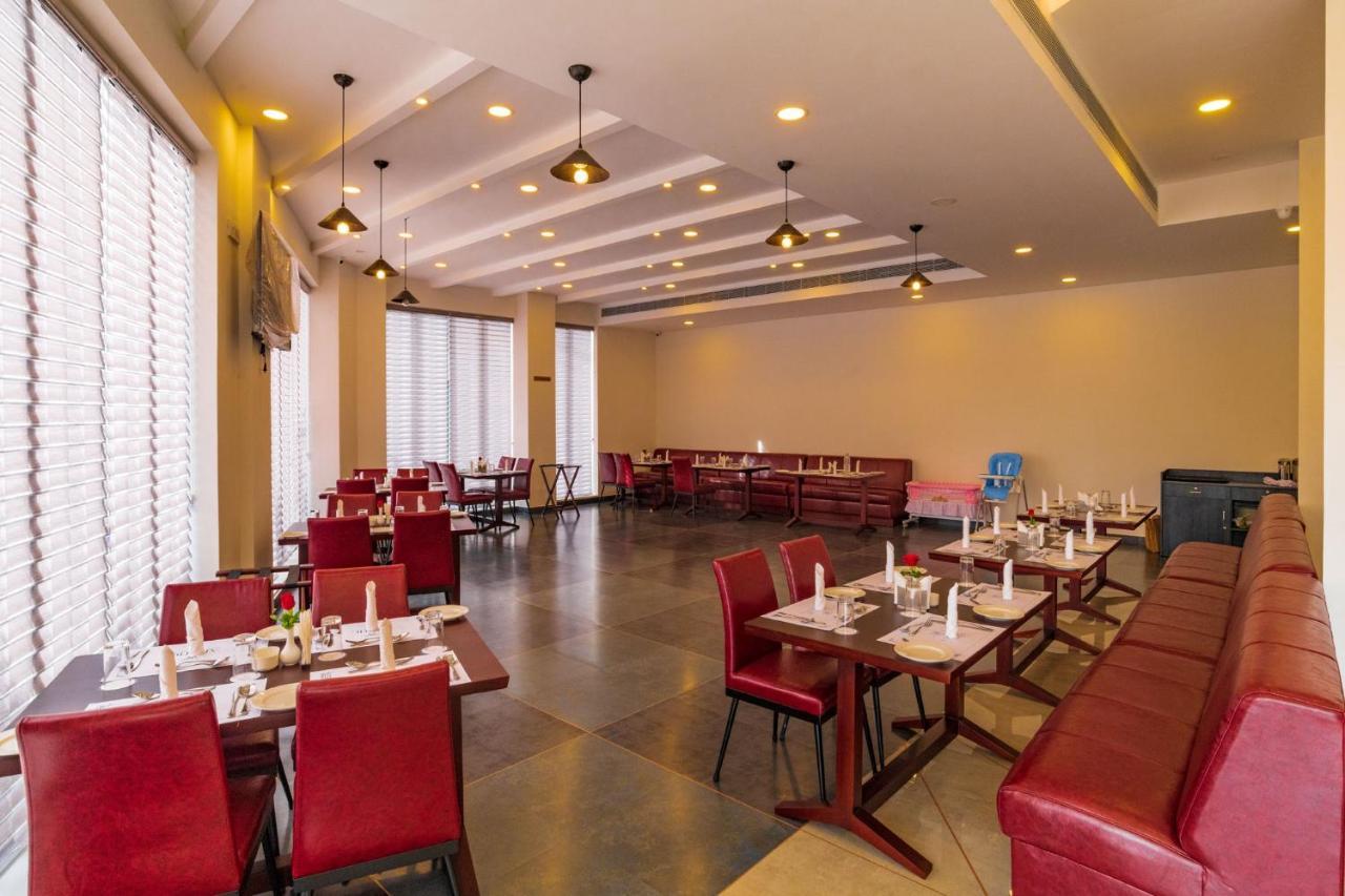 Arctic Hotel Kochi 외부 사진