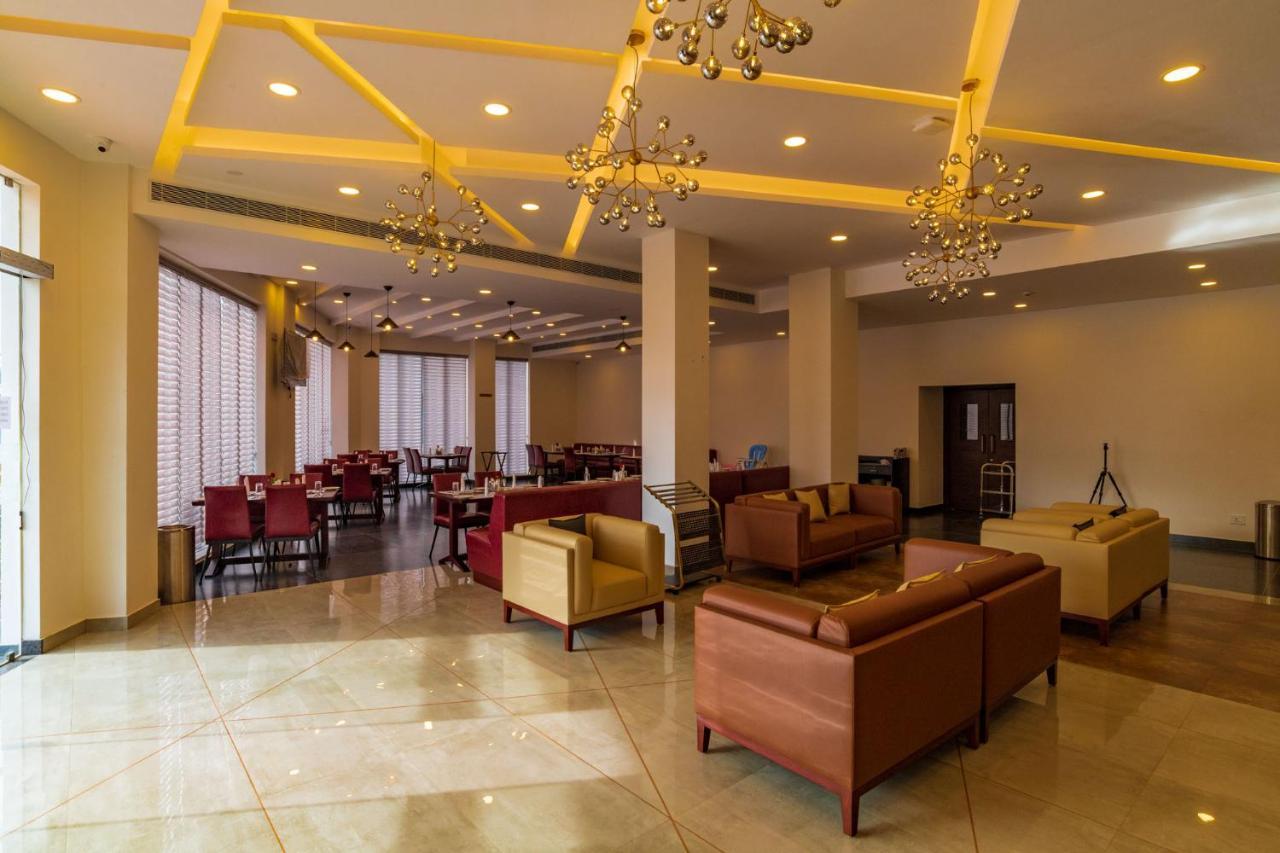 Arctic Hotel Kochi 외부 사진