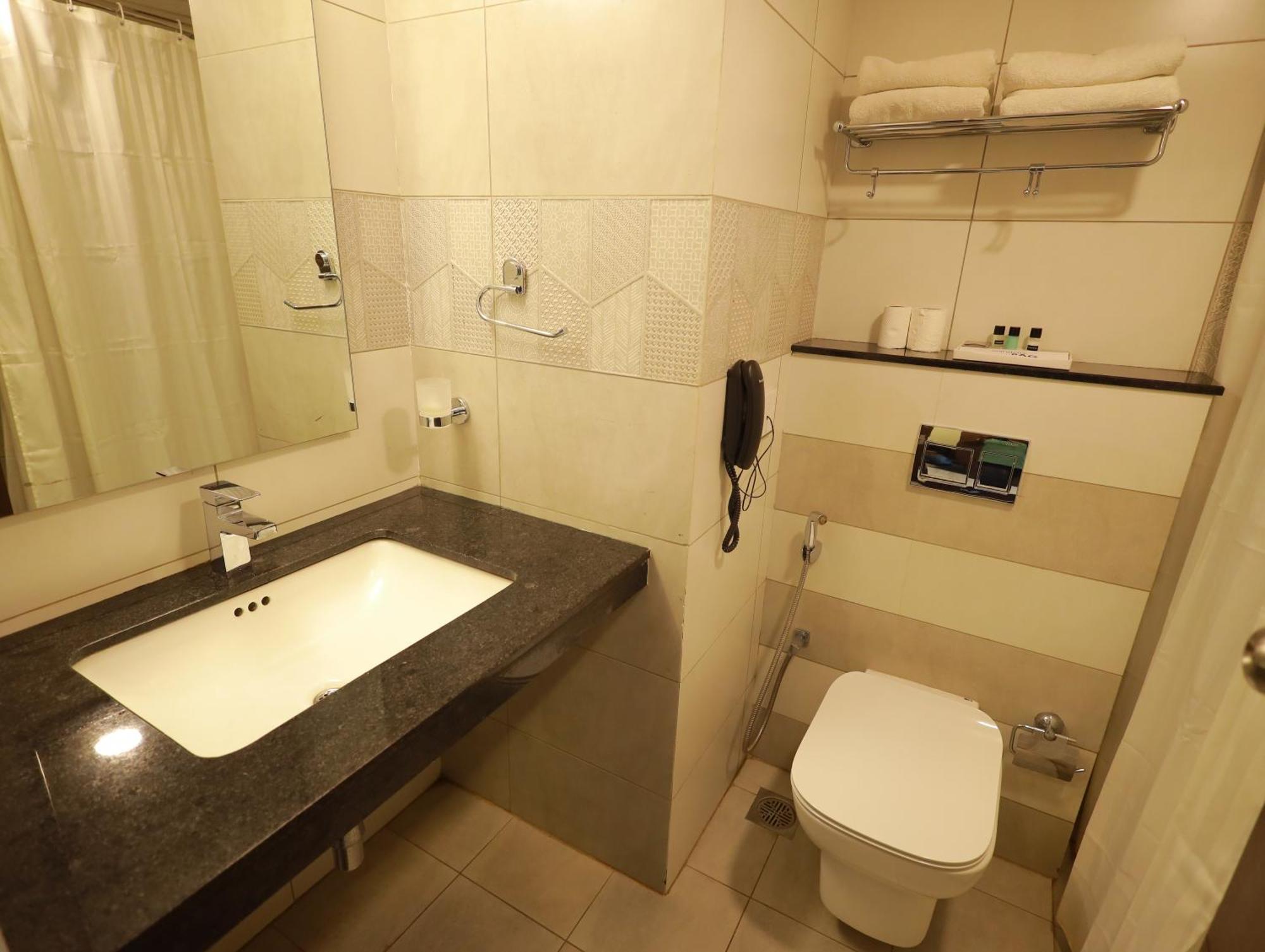 Arctic Hotel Kochi 외부 사진